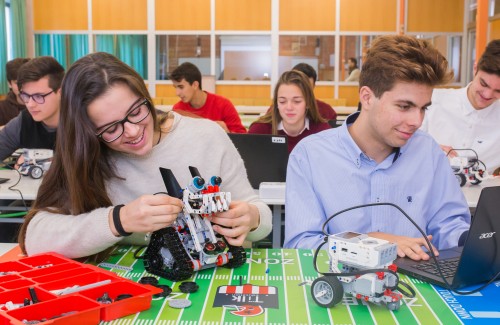 Idiomes. Títols oficials d’anglès, alemany i francès